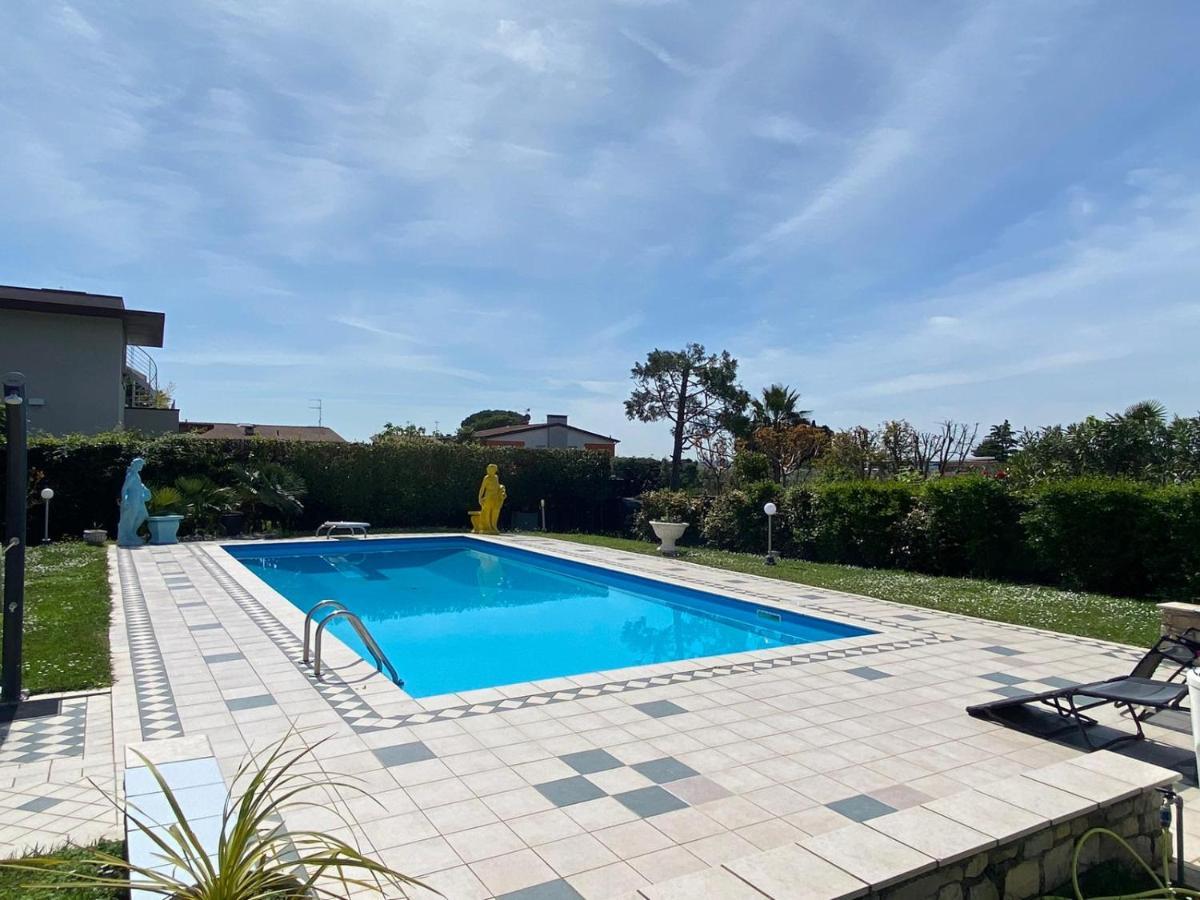 La Dolce Vita - Private Villa With Pool Moniga del Garda Dış mekan fotoğraf