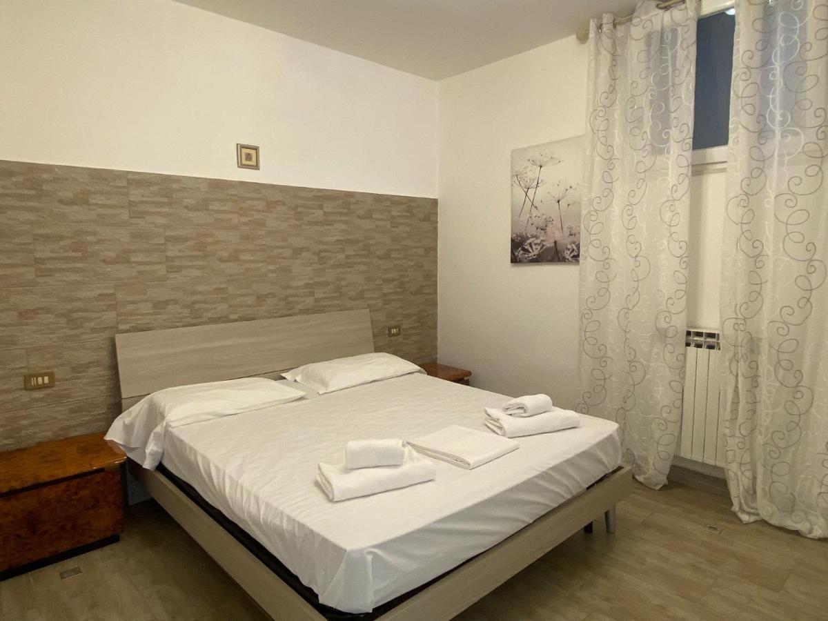La Dolce Vita - Private Villa With Pool Moniga del Garda Dış mekan fotoğraf